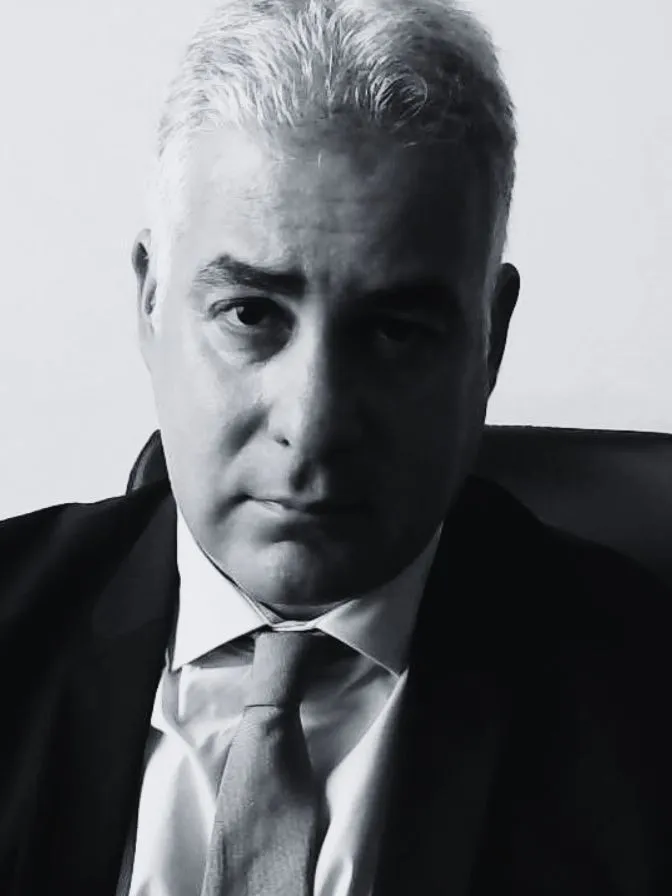 Dr. Kostas Fouskas